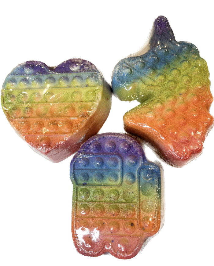 rainbow posits bath bomb